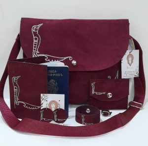 Maroon accessories set with Armenian birdletter L