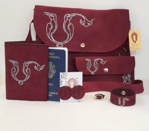Maroon accessories set with Armenian birdletter M