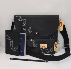 Black accessories set with Armenian birdletter N