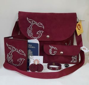 Maroon accessories set with Armenian birdletter SH