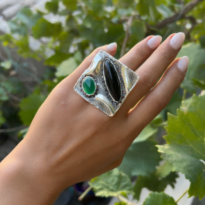 Exclusive silver ring with natural onyx gemstone | handmade jewelry by Shahinian