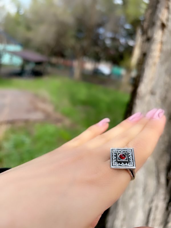 Sterling Silver Garnet Ring