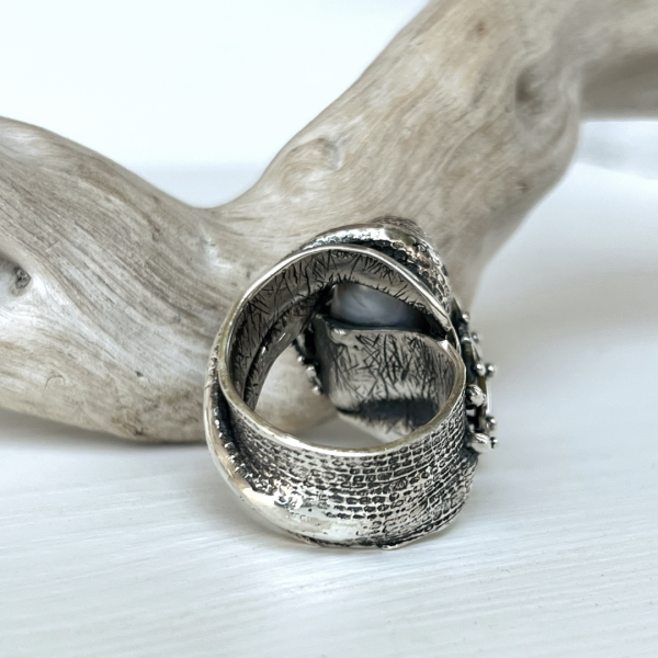 Sterling silver ring with natural baroque pearls