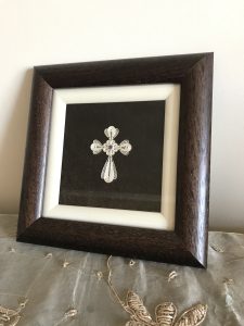 Silver925 filigree handmade framed Cross with natural amethyest