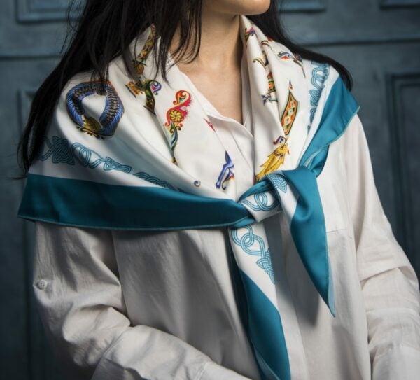 Grigoryan Scarves Piruzaguyn AYB-002