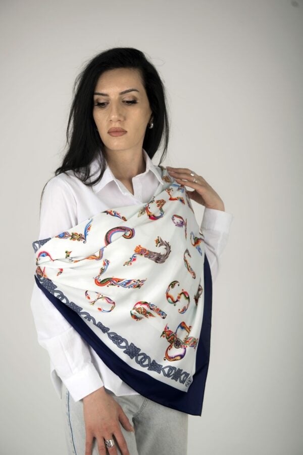 Grigoryan Scarves Kapuyt AYB-006