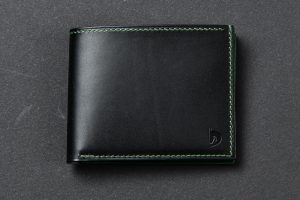 Leather bi-fold wallet for men