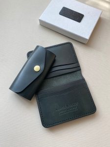 Leather accessories set (gift box)