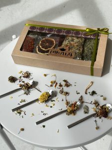 TeaNig Herbal Tea Collection (002)