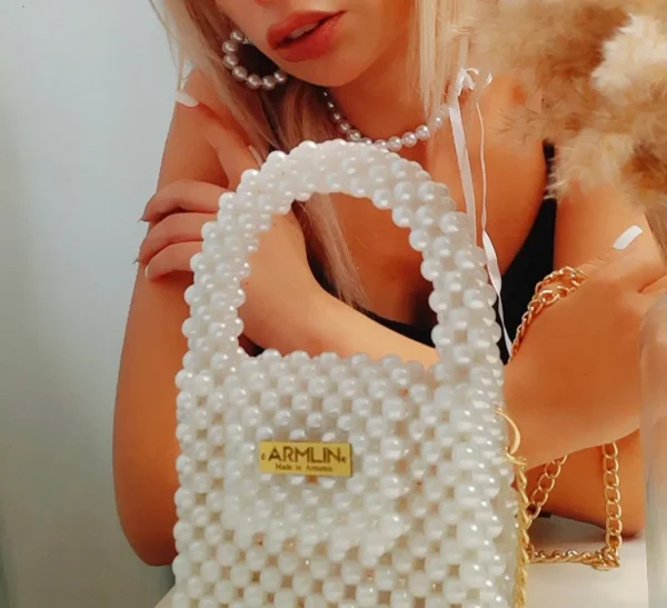Mini pearls bag