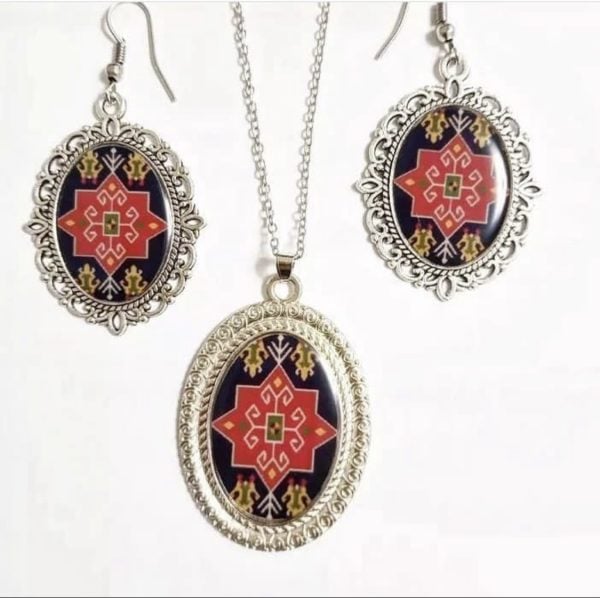 Armenian Rug Ornaments Jewelry Set (Black)