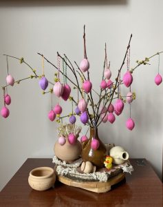 Easter eggs, with pink tones (Set of 25 pieces)