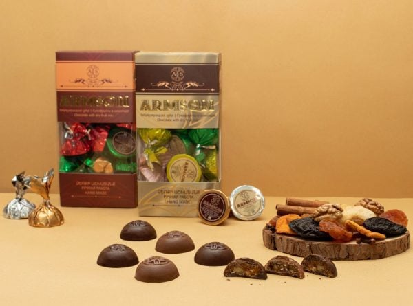 Dark Chocolate with Dry Fruit Mix (200g)