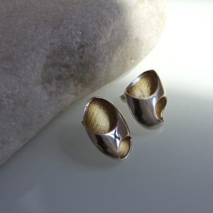 puff earrings oval god plated made in love