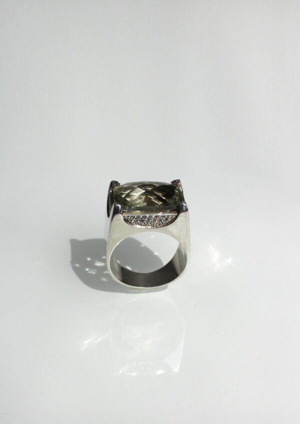 Modern Silver Ring with Natural Green Amethyst