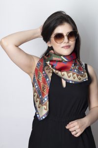 ”AA098” Armenian silk scarf – SS035
