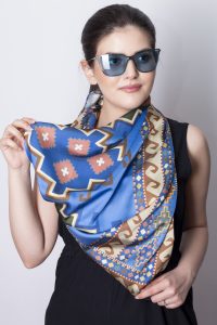 ”AA107” Armenian silk scarf – SS037