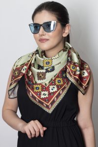 ”AA126” Armenian silk scarf – SS048