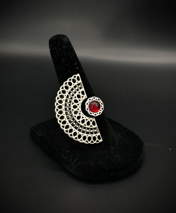 "Hand Fan" Silver Ring