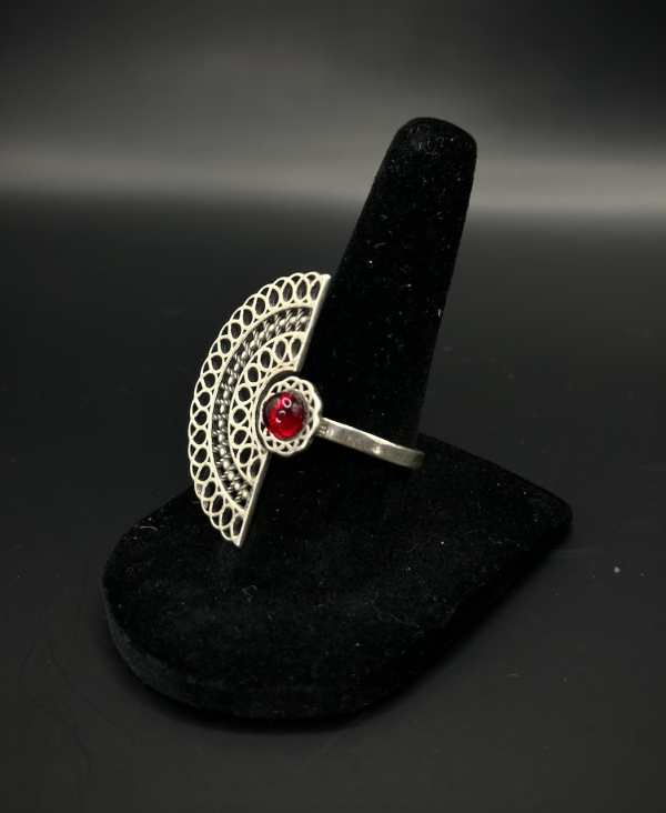 "Hand Fan" Silver Ring