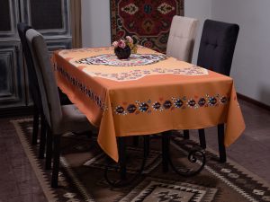 ”AC057” Armenian ornamental tablecloth – TL022