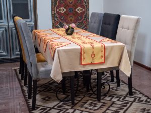 “AC001” Armenian ornamental tablecloth – TR001