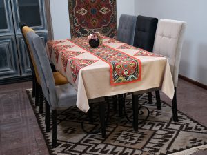 ”AC020” Armenian ornamental tablecloth – TR008