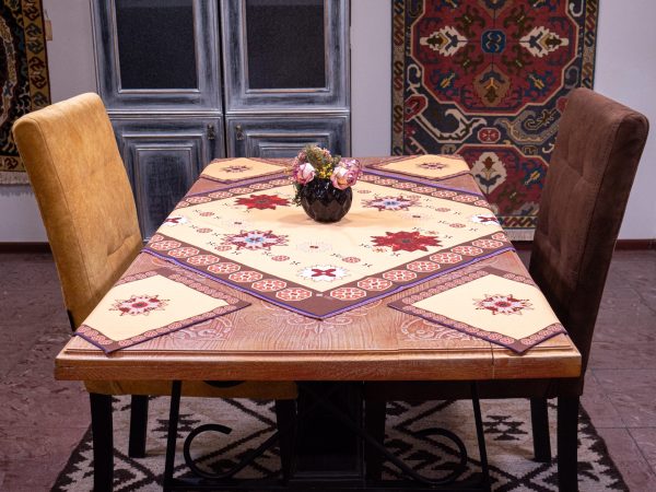 "AC013" Armenian ornamental tablecloth - TS001