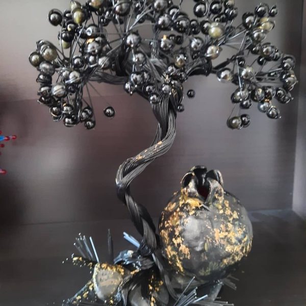 Onyx Gem Wire Tree