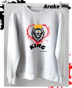 Sweatshirt “King Queen” by ArakeLiana Art)