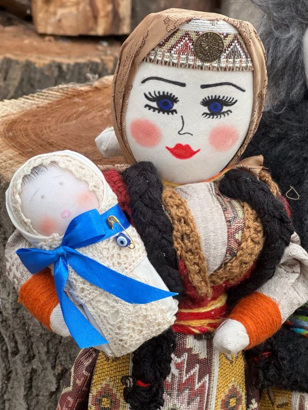 Armenian Family Doll Set