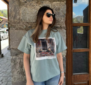 Oversize t-shirt with silk print “Colorit”