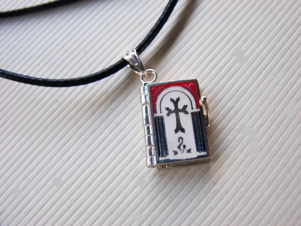 Miniature Prayer Book Pendant, Our Father in Armenian