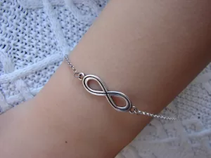 Infinity Silver Bracelet, Delicate Chain