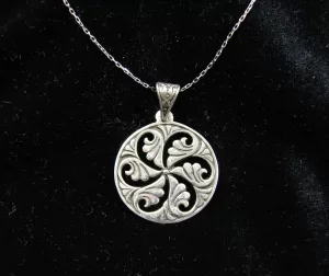 Sterling Silver Wheel of Eternity Pendant