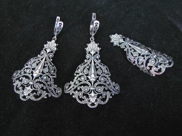 Queen Silver Large Bohemian Earrings and Ring