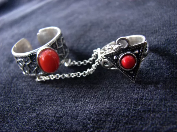 Coral Stones Silver Double Ring, Chain Linked, Multi-Finger Rings