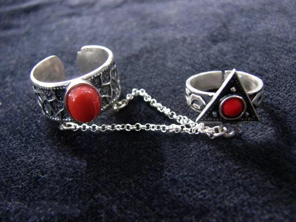 Coral Stones Silver Double Ring, Chain Linked, Multi-Finger Rings