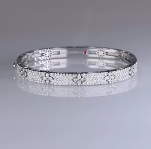 Roberto Coin “Love in Verona” White Gold Bracelet with Diamonds