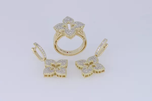 Roberto Coin Diamond and Yellow Gold Jewelry Set